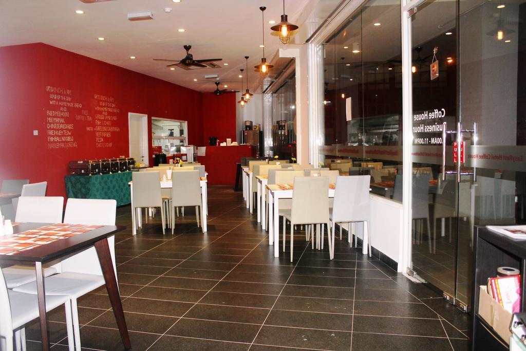 פטלין ג'איה Easyrest Hotel מראה חיצוני תמונה